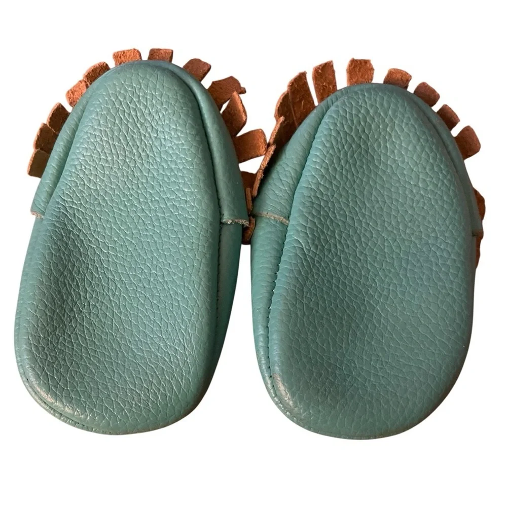 🦶🏼Leather Gold and Teal Moccasins for Babies learning to walk. Size 3-3.5